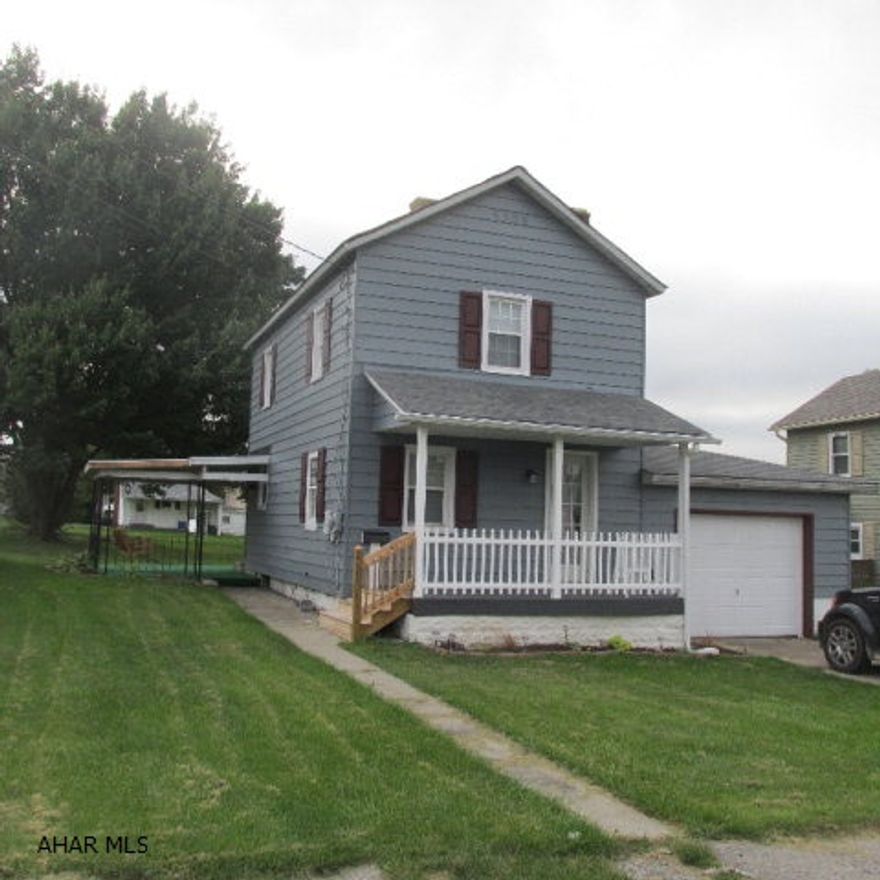 Cozy 2 bedroom in Colver. New flooring and drywall. 1st floor laundry, large flat yard. Porch, covered patio and an attached garage. Motivated sellers, Reasonably Priced