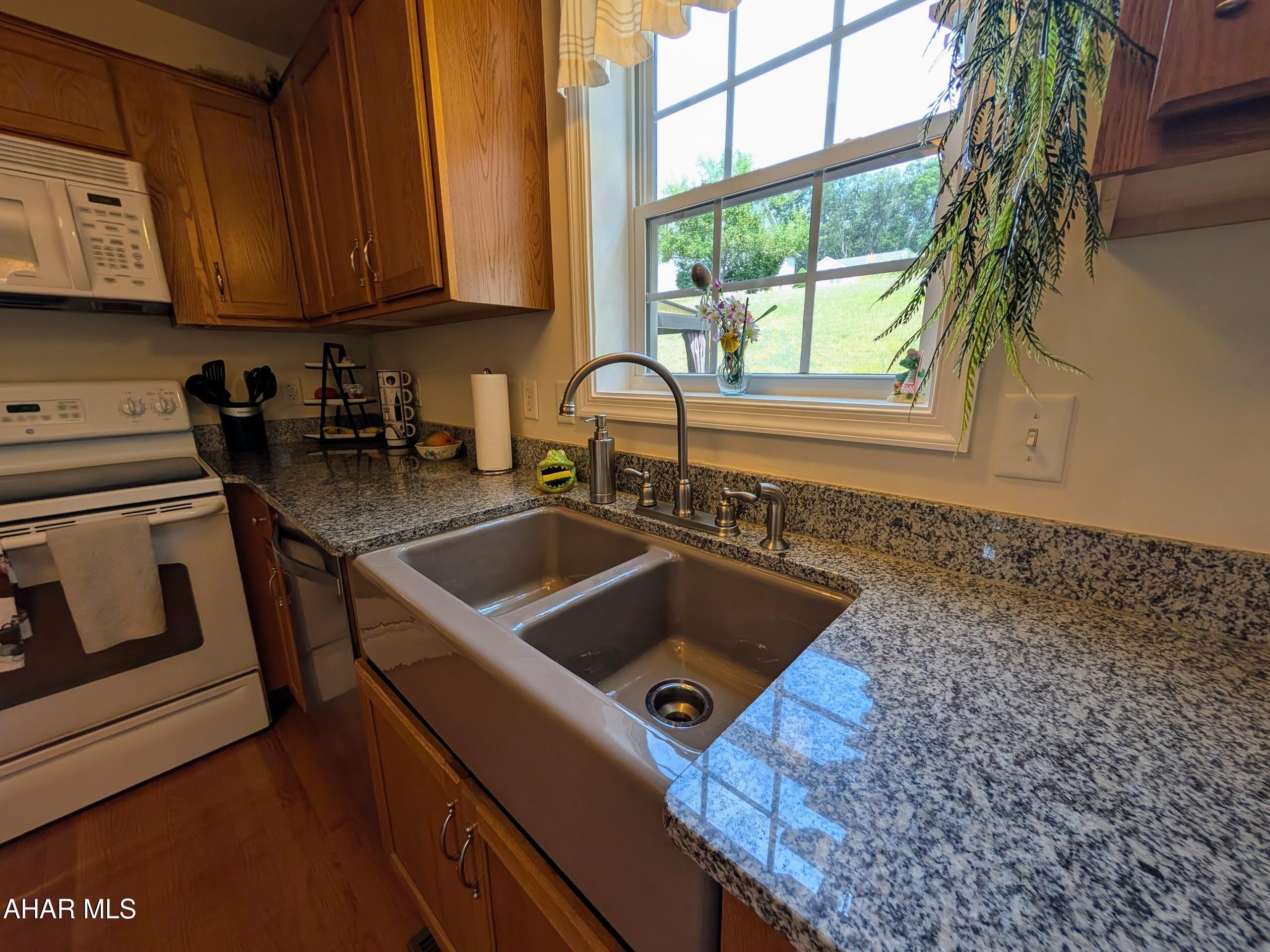 Chapel Hill Estates - Residential