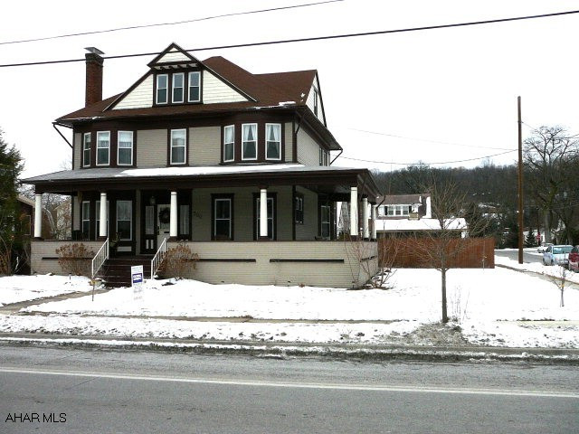 Llyswen - Residential