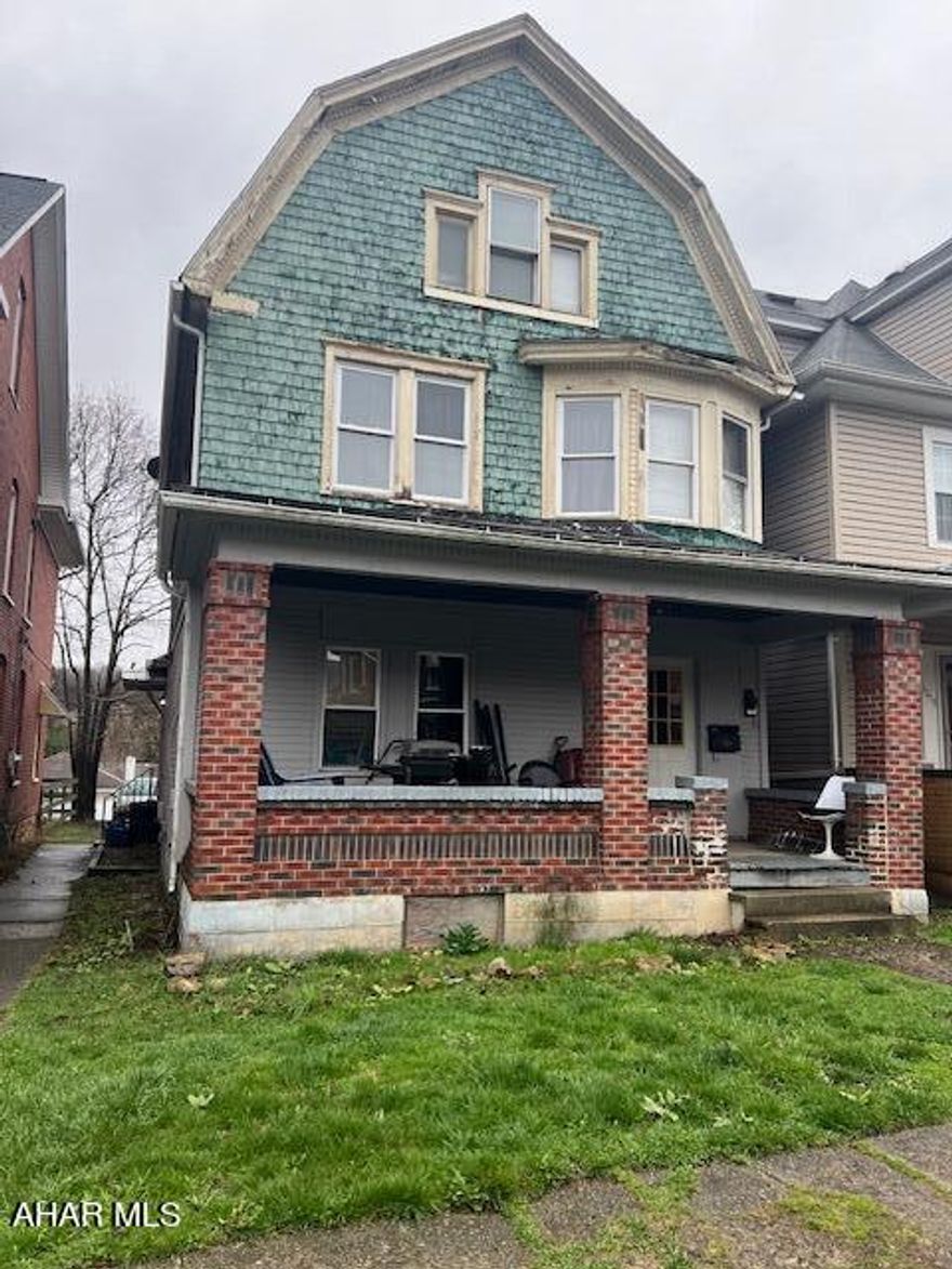 DUPLEX RENTAL INVESTMENT PROPERTY BEING SOLD AS IS. SELLER WILL MAKE NO REPAIRS. BUYER TO VERIFY TAXES AND SQUARE FOOTAGE.