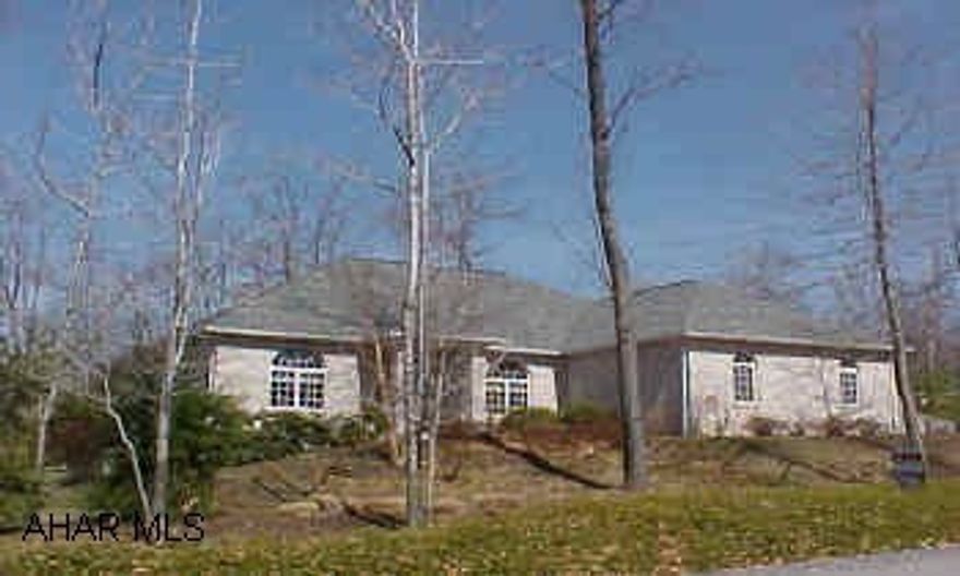 Exceptional quality built, brick/vinyl one story with 3500 sq ft on 2/3 acre lot in Sylvan East. 10' ceilings, 9 zoned heating systems, professionally landscaped, deck with gazebo and more-Don't let cat out. Exceptional quality built, brick/vinyl one story with 3500 sq ft on 2/3 acre lot in Sylvan East. 10' ceilings, 9 zoned heating systems, professionally landscaped, deck with gazebo and more-Don't let cat out.