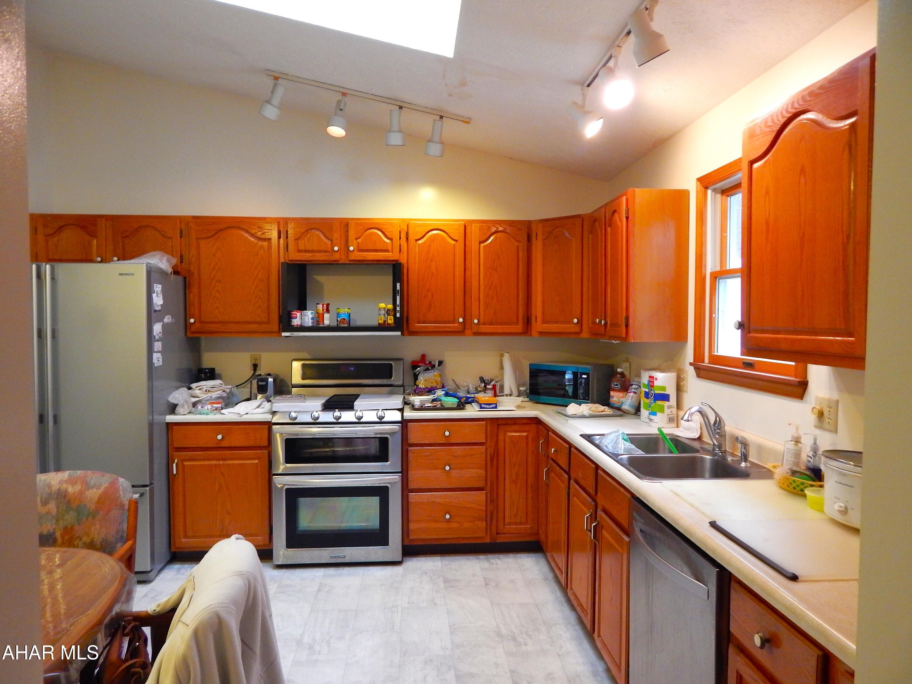 Unknown - Residential