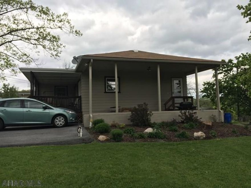 Move right in to this remodeled 1 story home!  This home has a new front porch, large yard and refinished basement.  Great price, in a quiet neighborhood right near Ebner Elementary.  Perfect for a family!