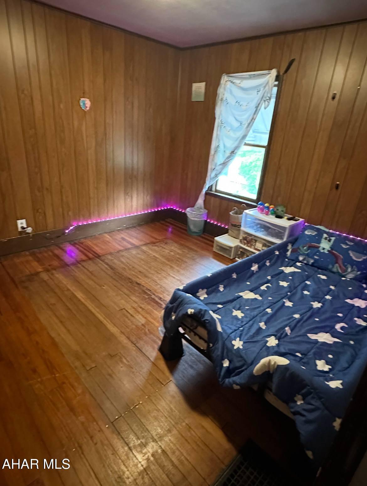 Unknown - Residential