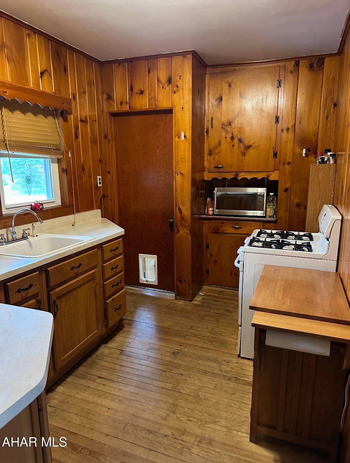 Unknown - Residential