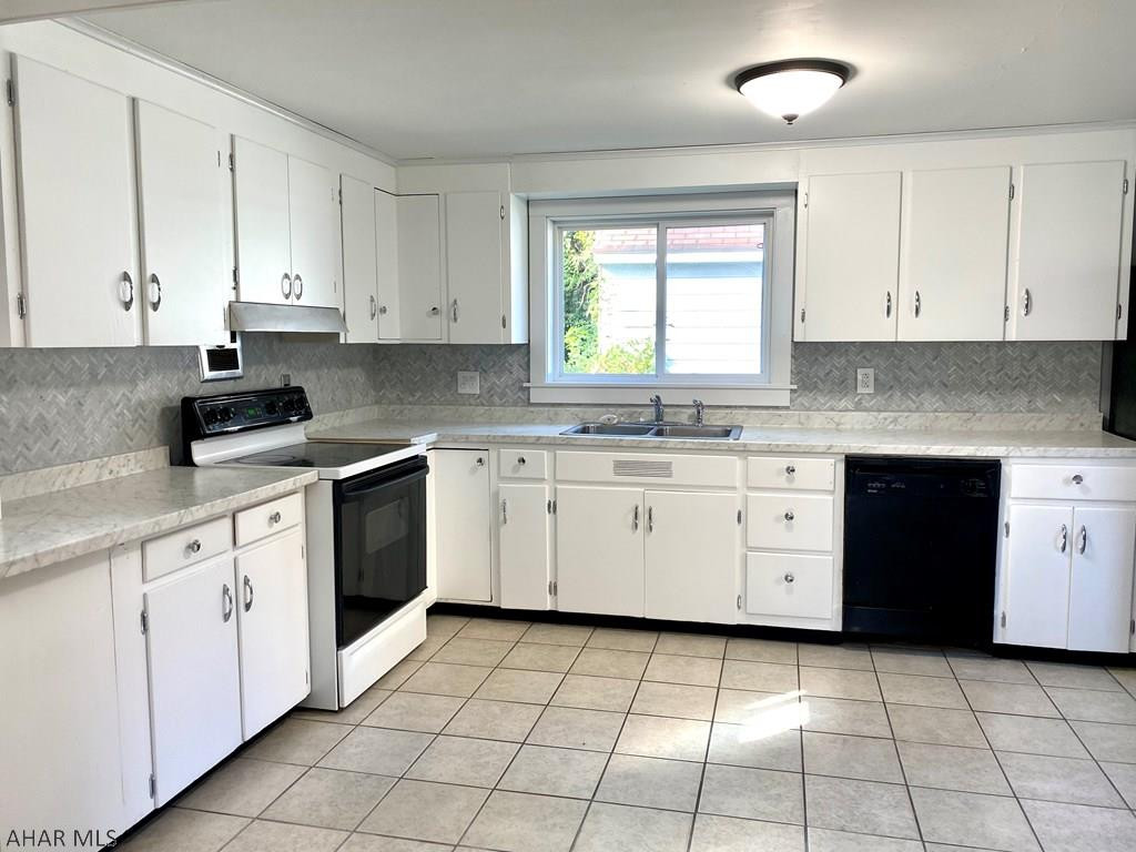 Hollidaysburg - Residential