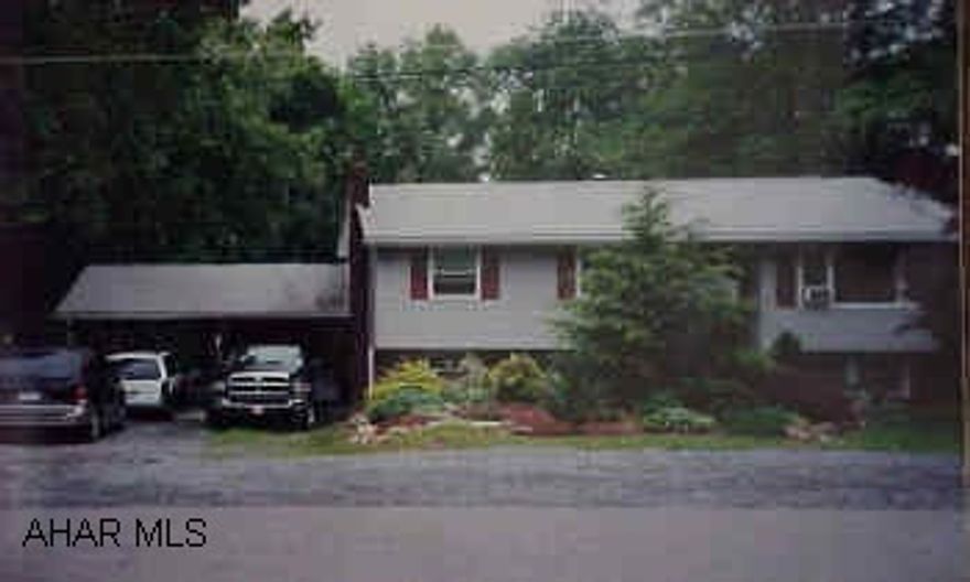 No showings after 7:30 pm Sunday- Thursday. Anytime Friday or Saturday. Pool table stays!! DO NOT LET CAT OUT!!! Delayed posession.    Quiet seclusion but convenient to everything! This great 3BR home offers just that. Nice deck and private back yard. 2 car carport and large storage shed.