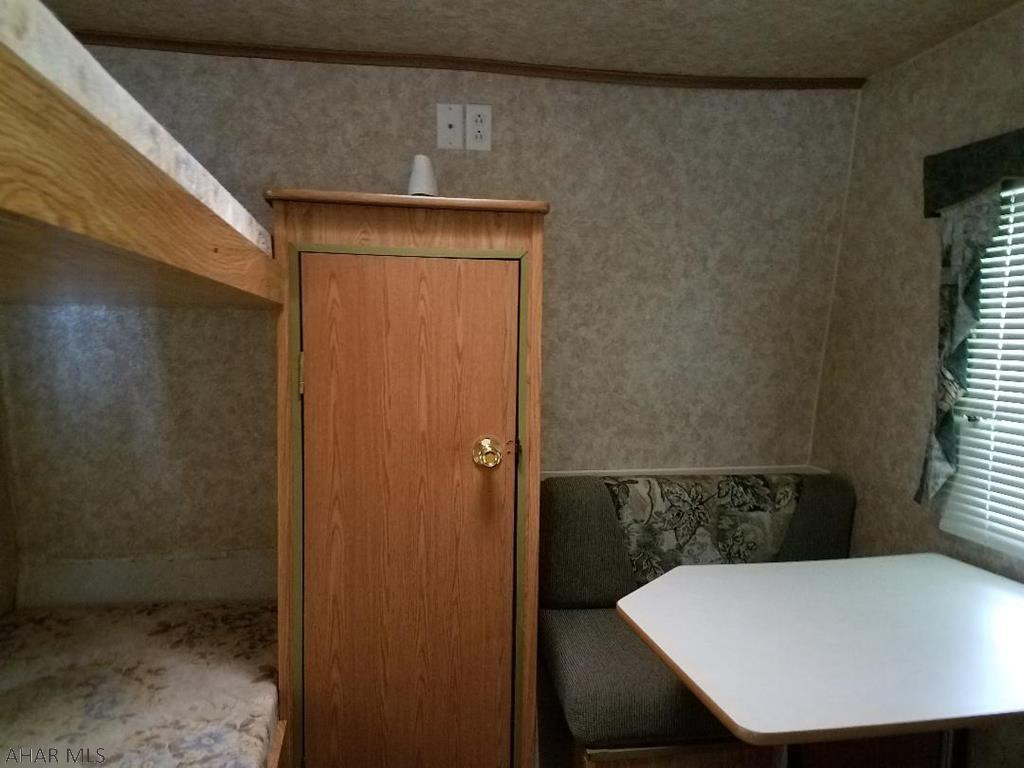 Glendale Yearound - Residential