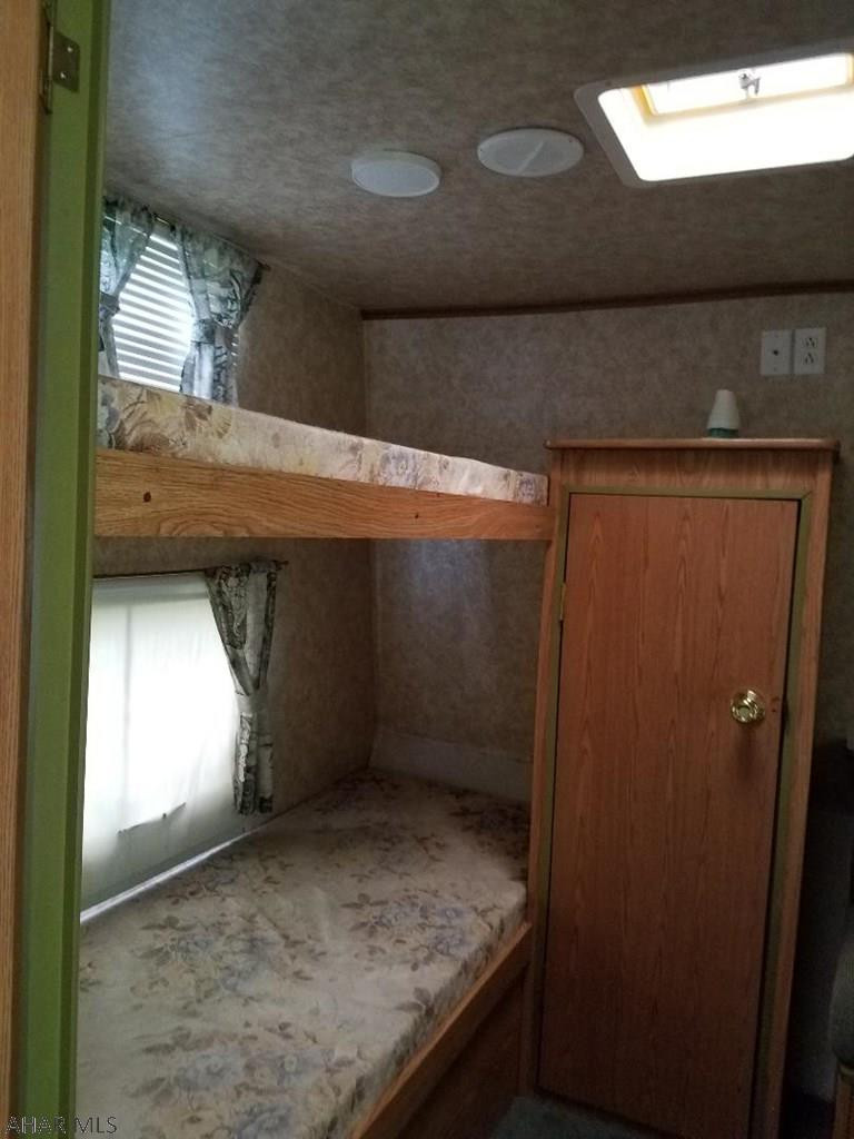 Glendale Yearound - Residential