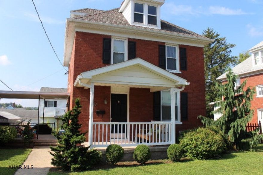 This is your starter investment home! Live on one side while you rent out other parts of the property. Updates throughout make this a move in ready place. Three garage stalls makes for an extra bonus to any interested renters and it is located in an excellent school district. Come and check it out today! Schedule your showing now.