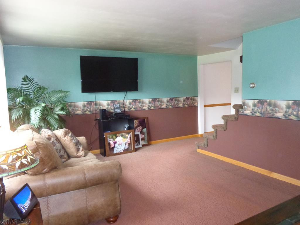 Maple Hollow - Residential