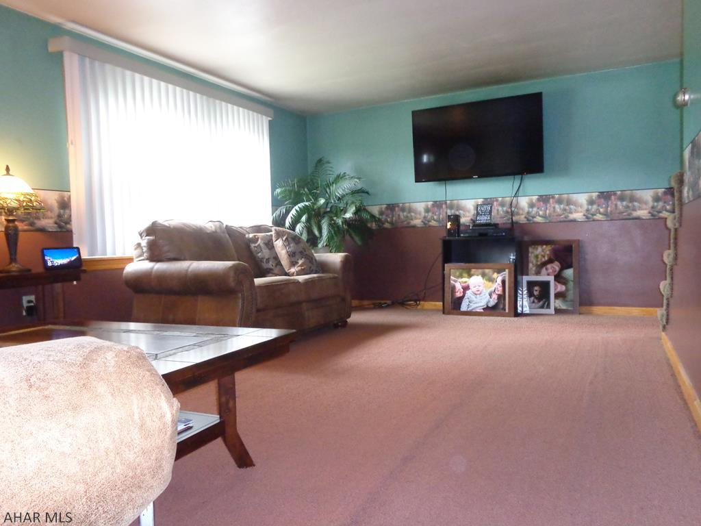 Maple Hollow - Residential