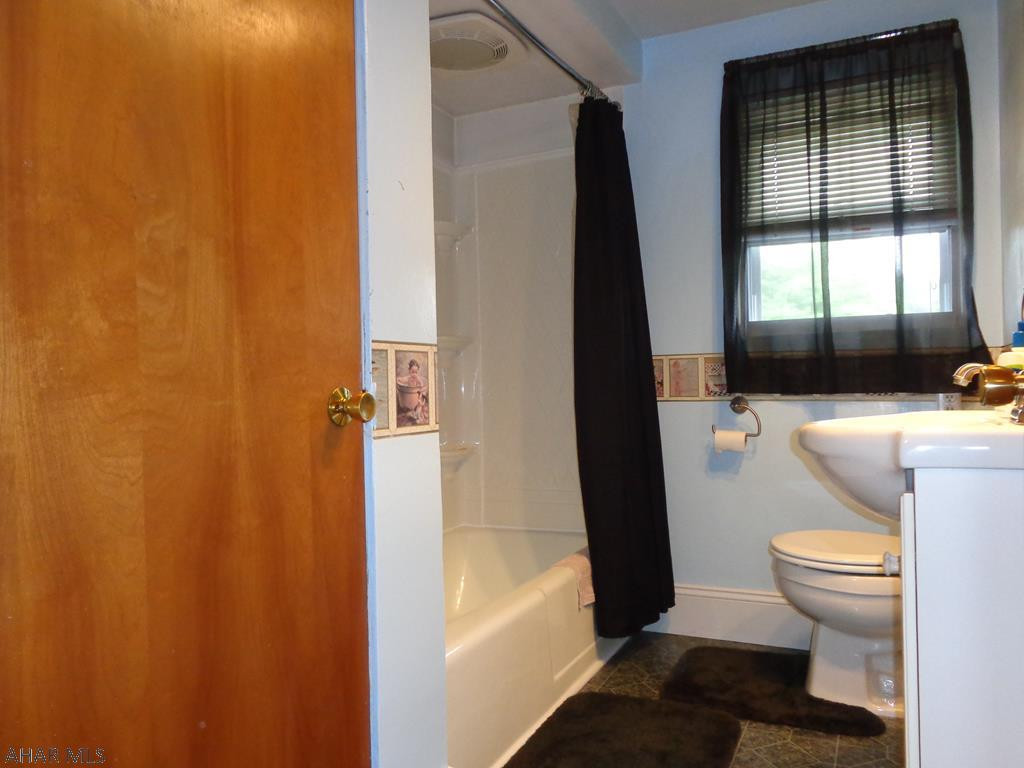 Maple Hollow - Residential