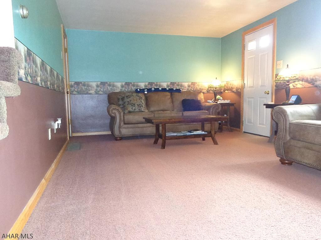 Maple Hollow - Residential