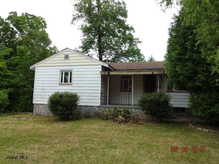 Property being sold As is Buyer must pay 2% transfer tax. Earnest money checks in Cashiers check payable to Colony Realty Group, LTD. This property eligible under Freddie Mac First Look Initiative through 7/5/15. Homesteps offers credit at closing for actual price of home warranty up to $500 for owner-occupant. Ask about details