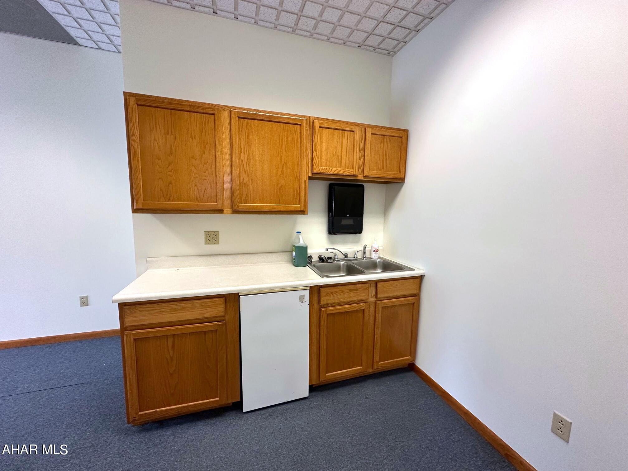 None - Commercial Lease