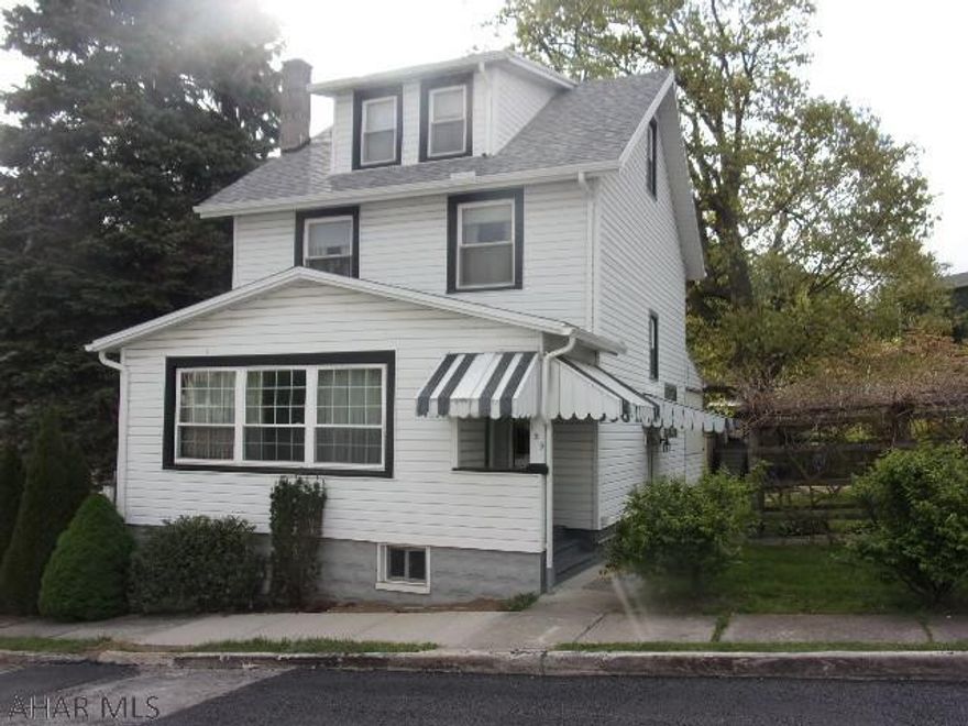 Great home on a landscaped lot offers 4 bedrooms, master bedroom in finished attic.   Family room with kitchenette & 3/4 bath downstairs. Pellet stove.  New roof last year, vinyl siding.& replacement windows.  Oversized garage. Super condition, move right in!