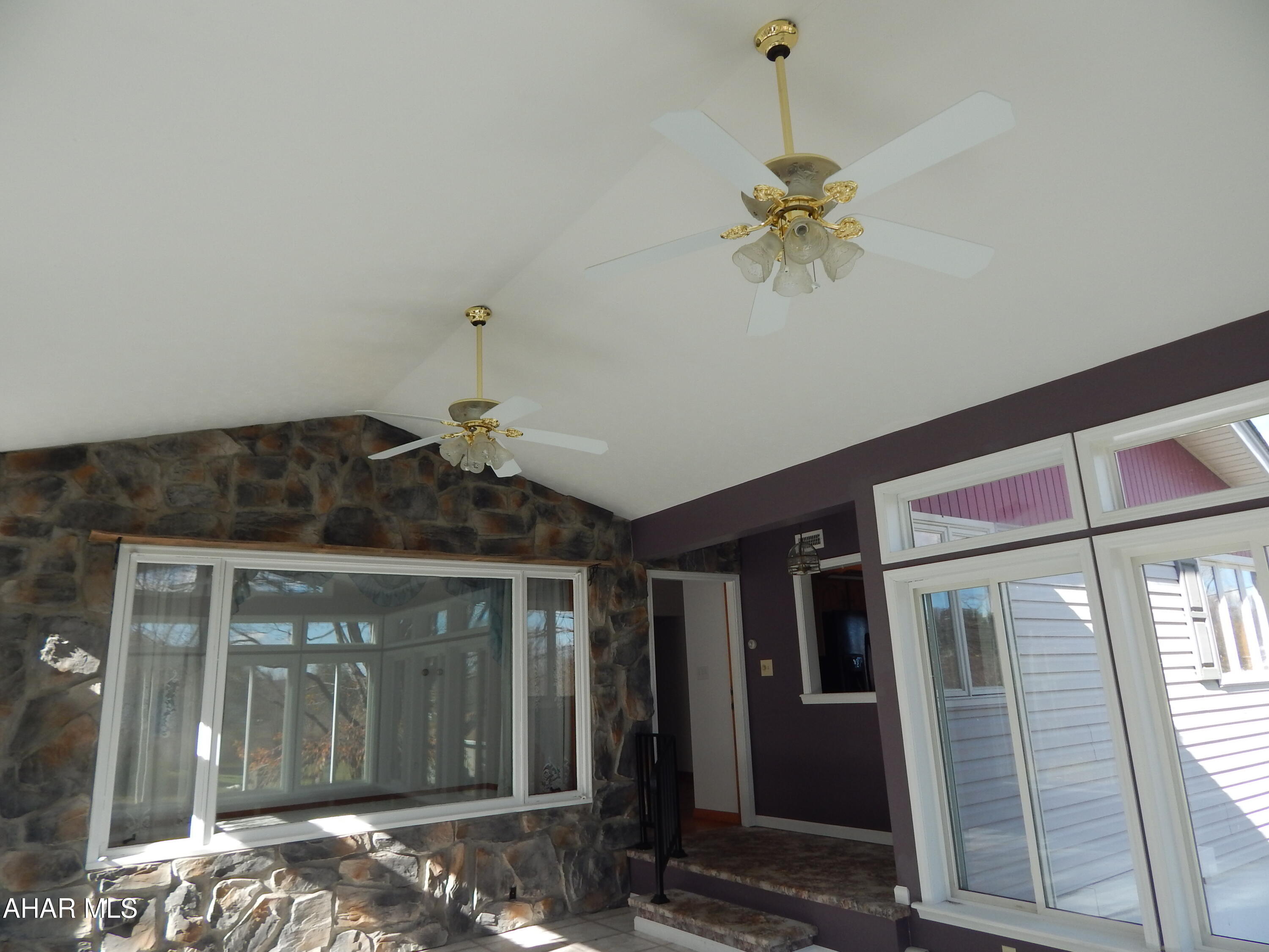 Maple Hollow - Residential