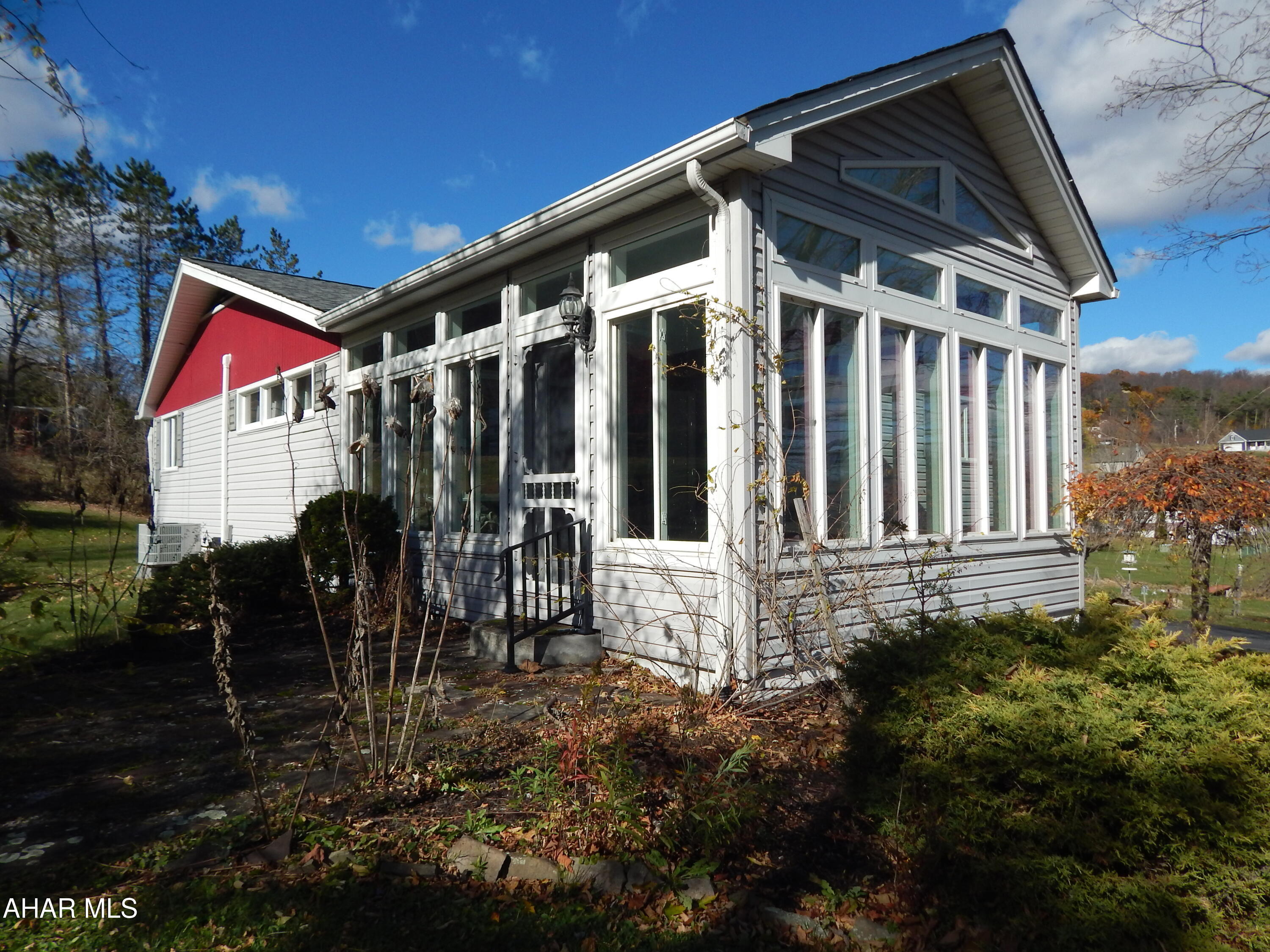 Maple Hollow - Residential