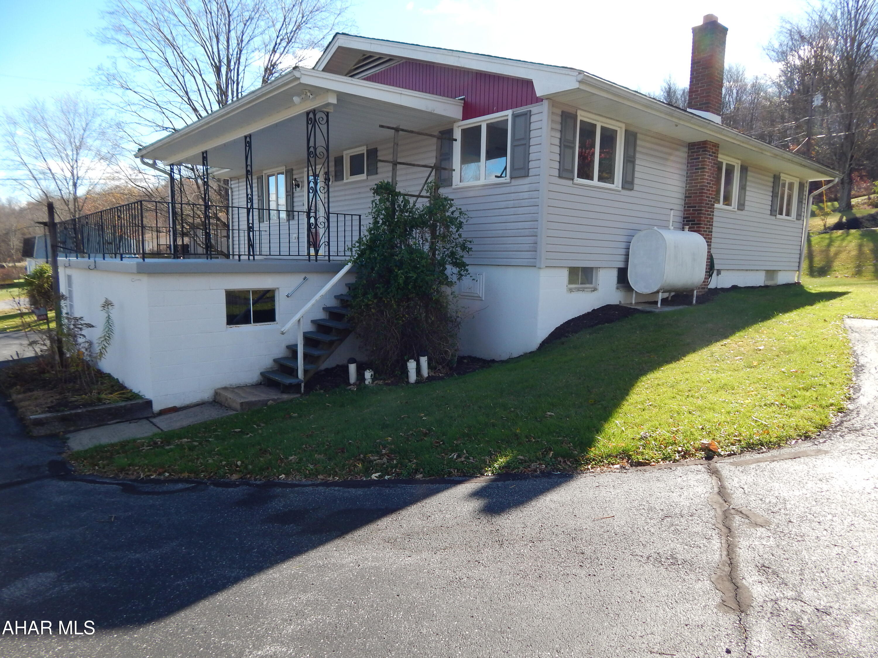 Maple Hollow - Residential