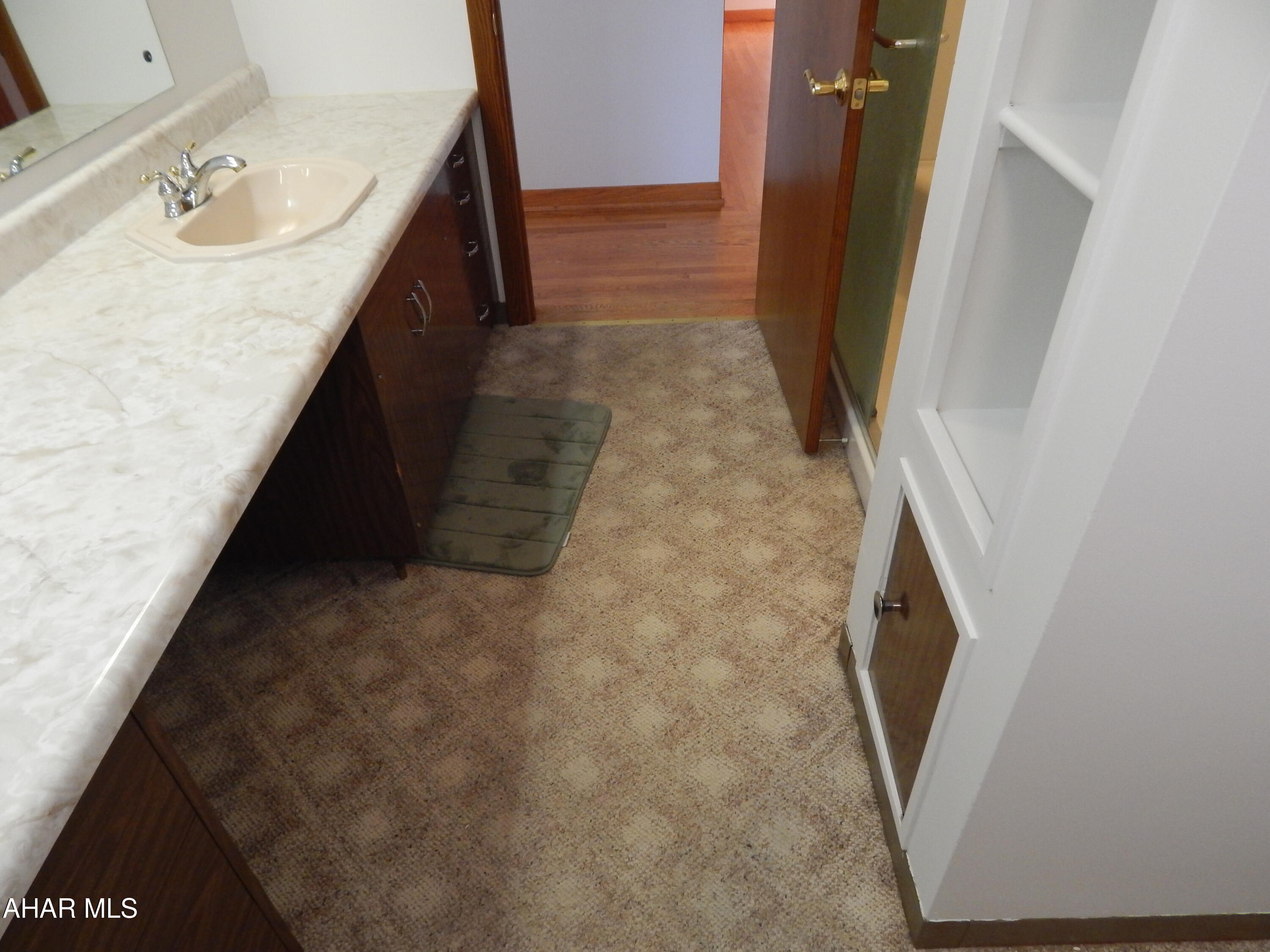 Maple Hollow - Residential