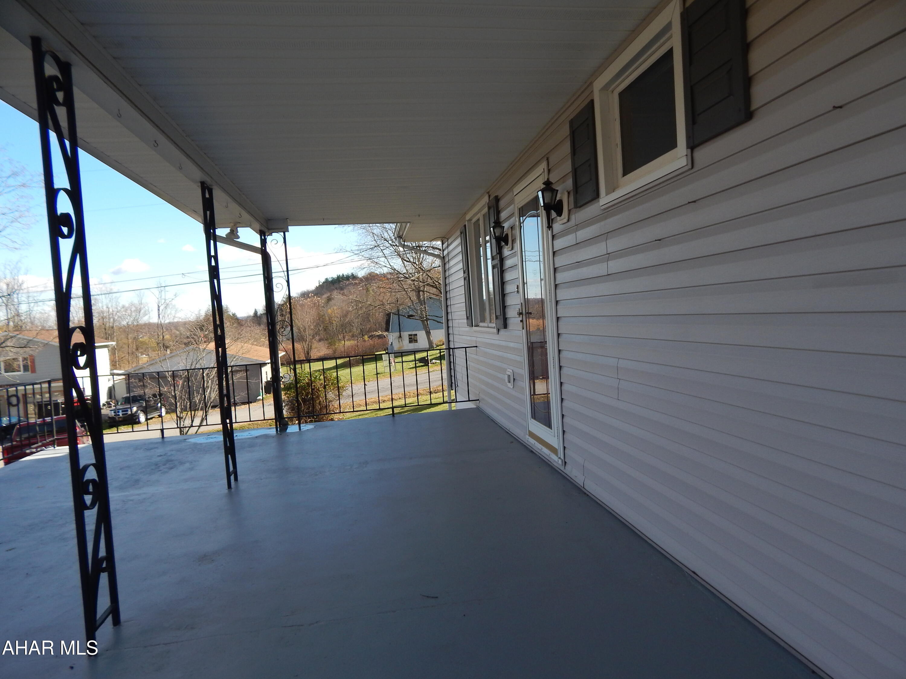 Maple Hollow - Residential