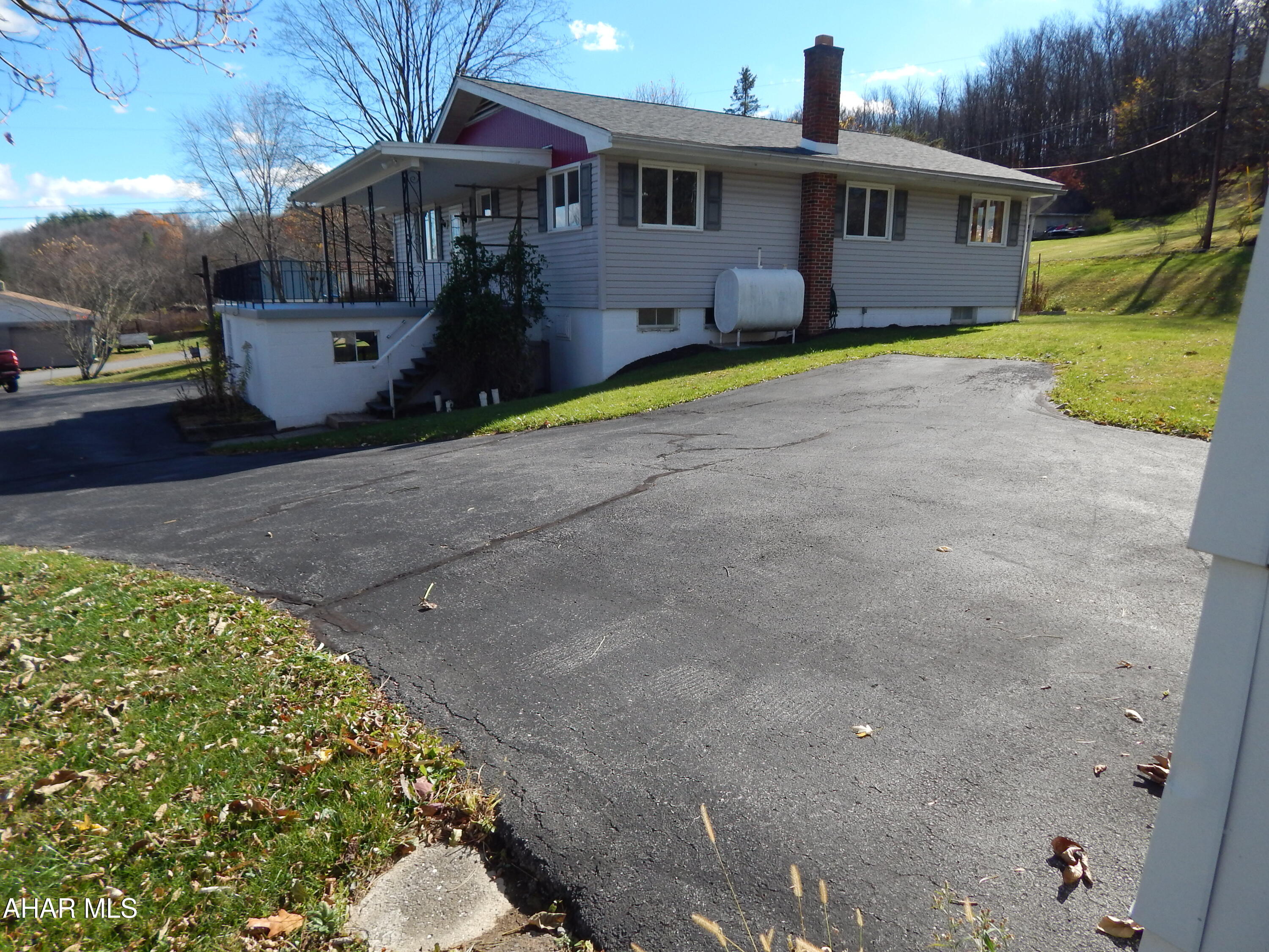 Maple Hollow - Residential