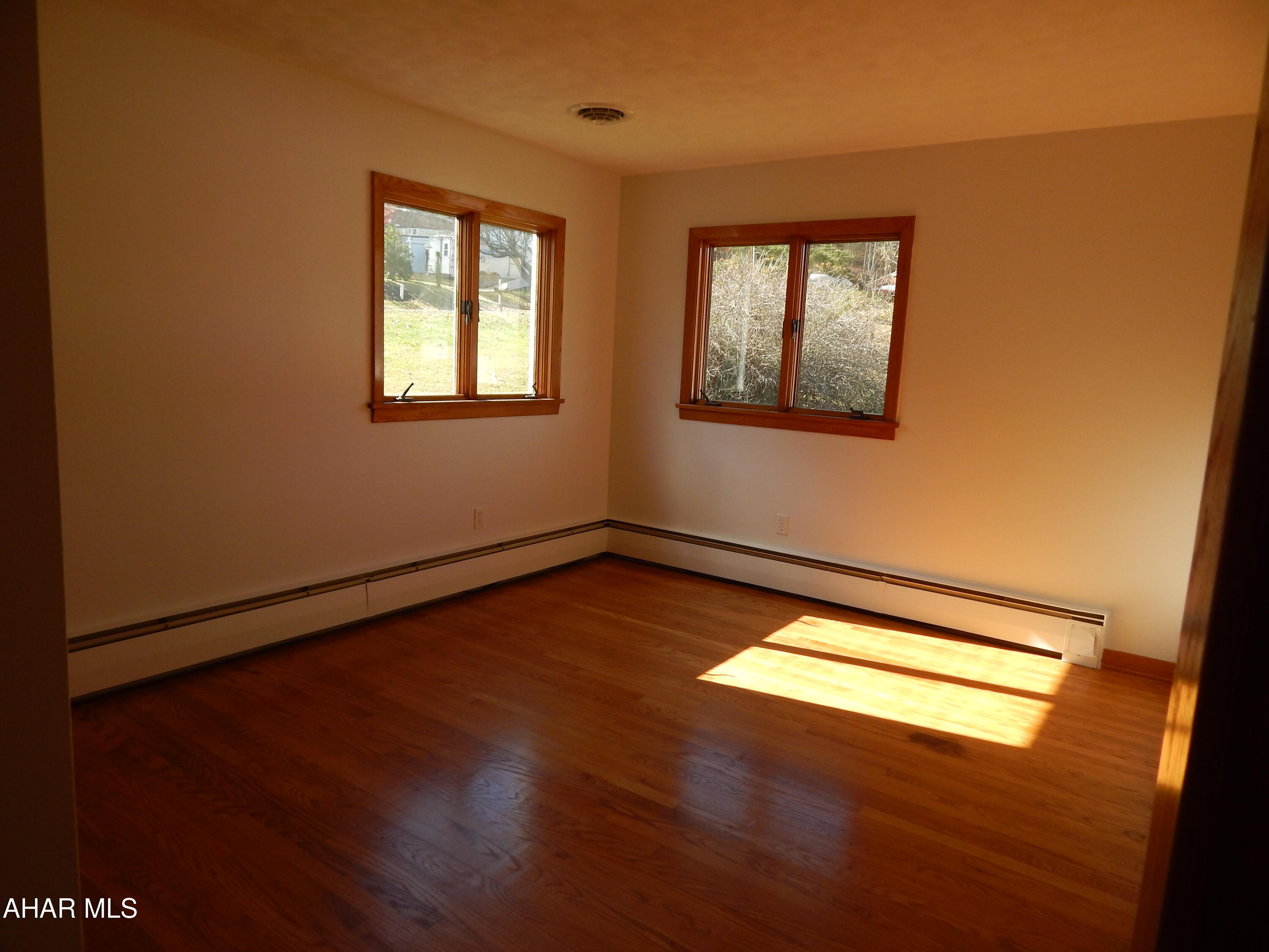 Maple Hollow - Residential