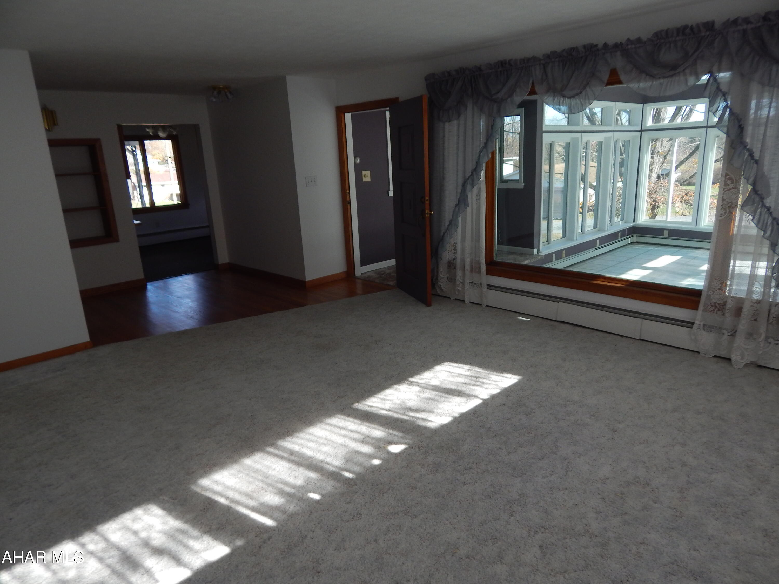 Maple Hollow - Residential