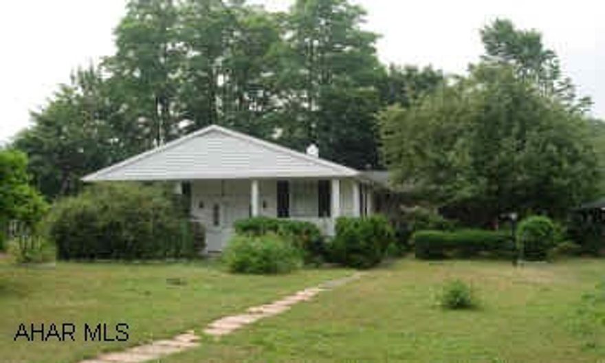 CHARMING 2 BEDROOM ON LARGE LOT. SPACIOUS EAT-IN KITCHEN. SOME NEWER CARPETING. FURNACE APPROX. 2 YEARS OLD. HOUSE HAS BEEN WELL MAINTAINED.