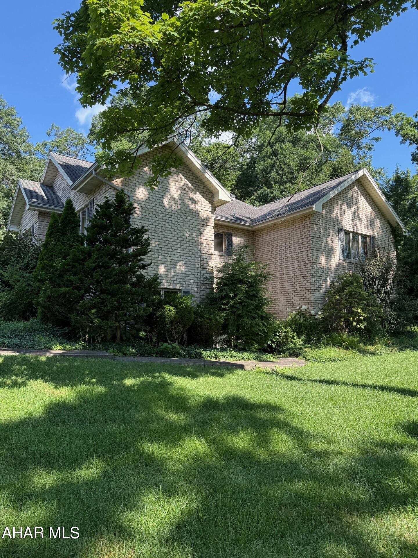 Elmwood - Residential