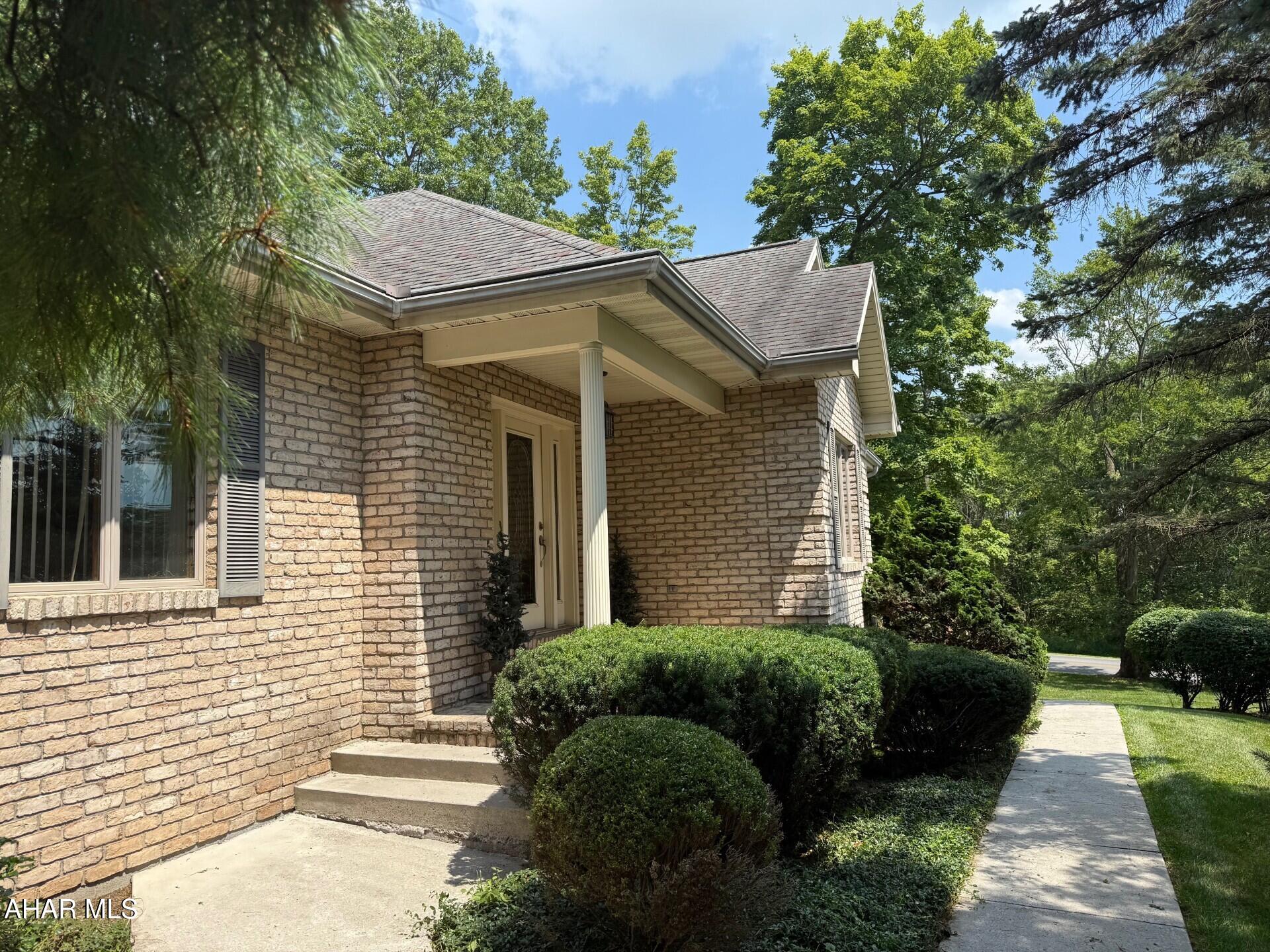 Elmwood - Residential