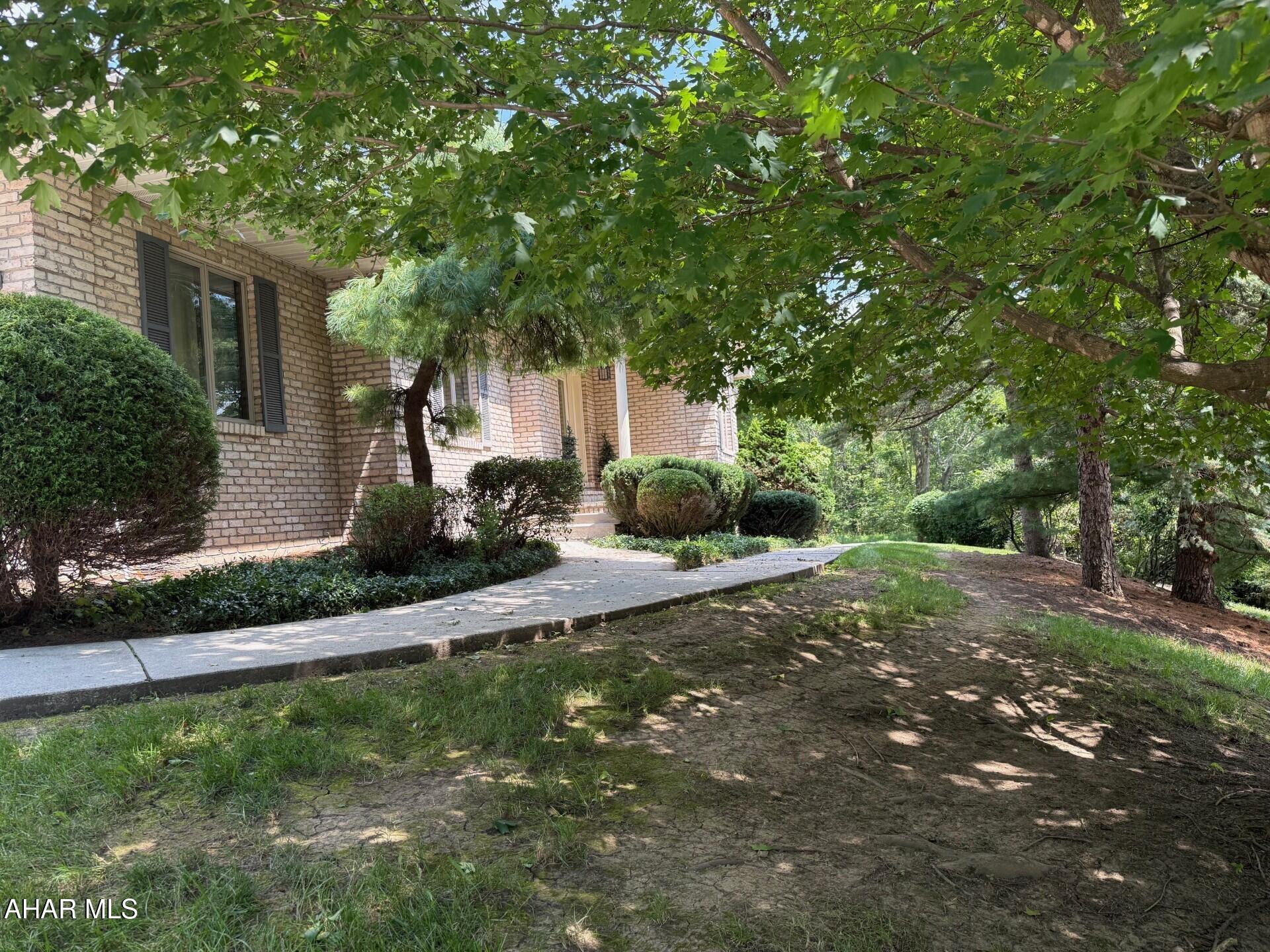 Elmwood - Residential