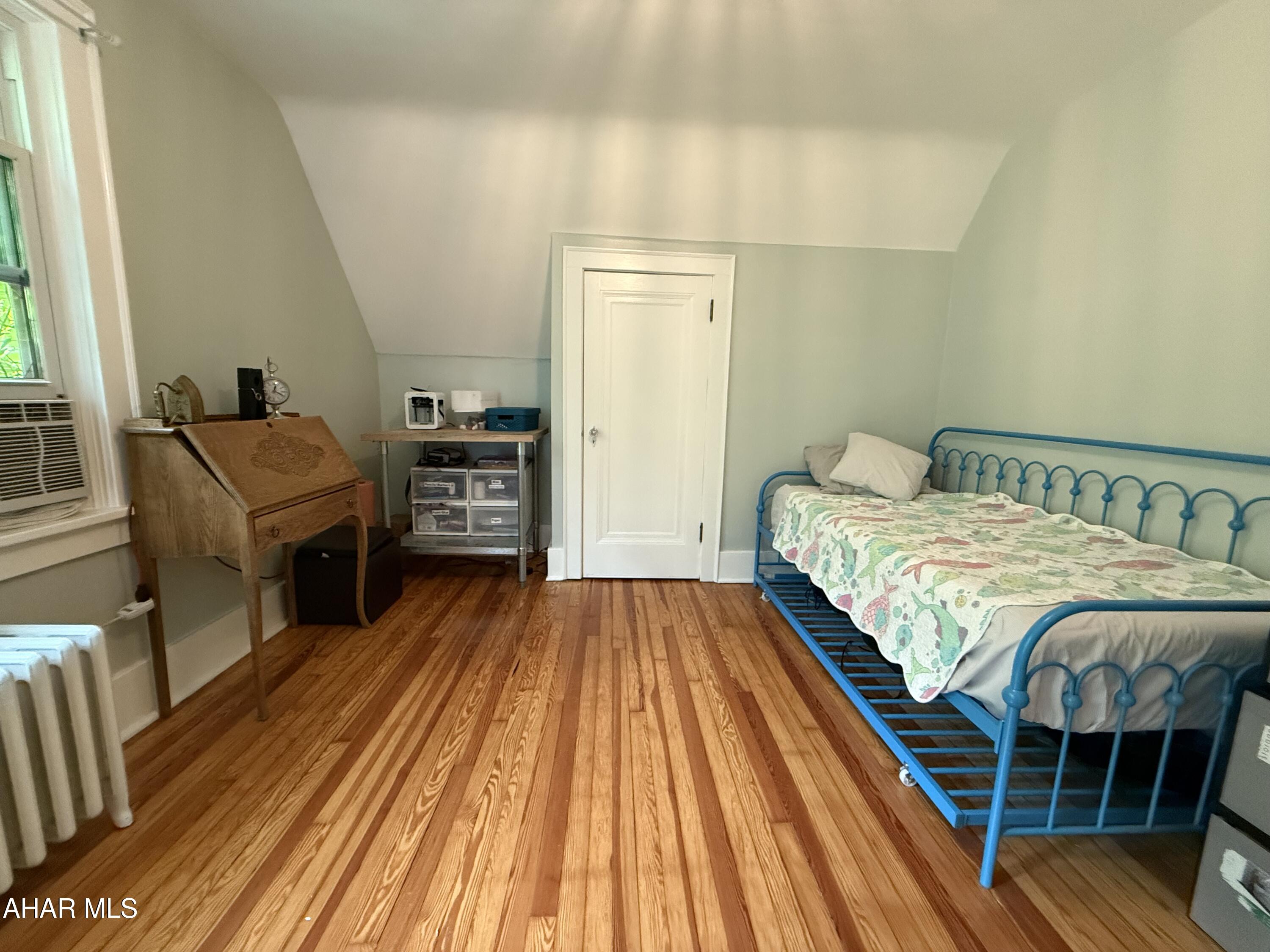 Mansion Park - Residential