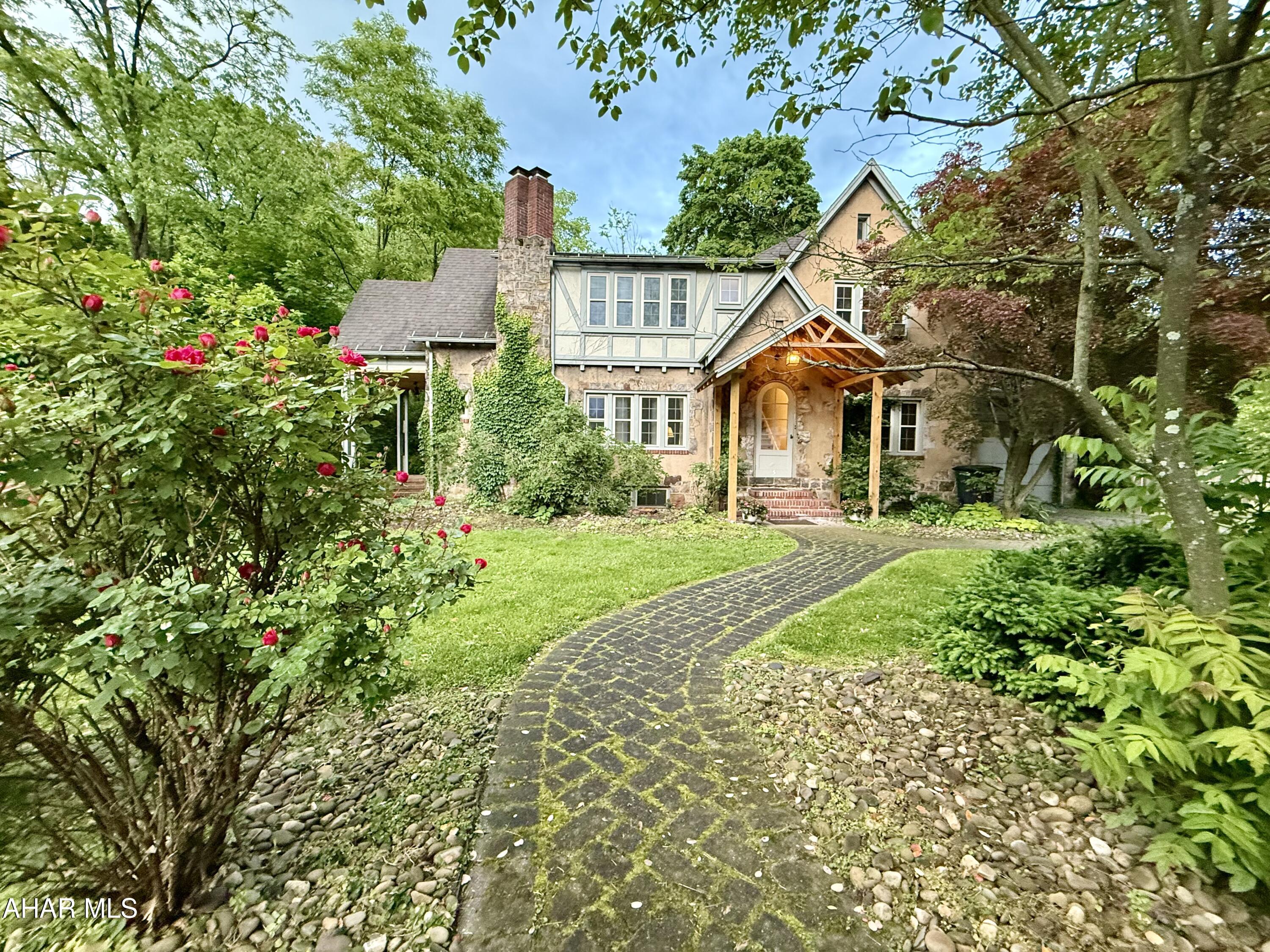 Mansion Park - Residential