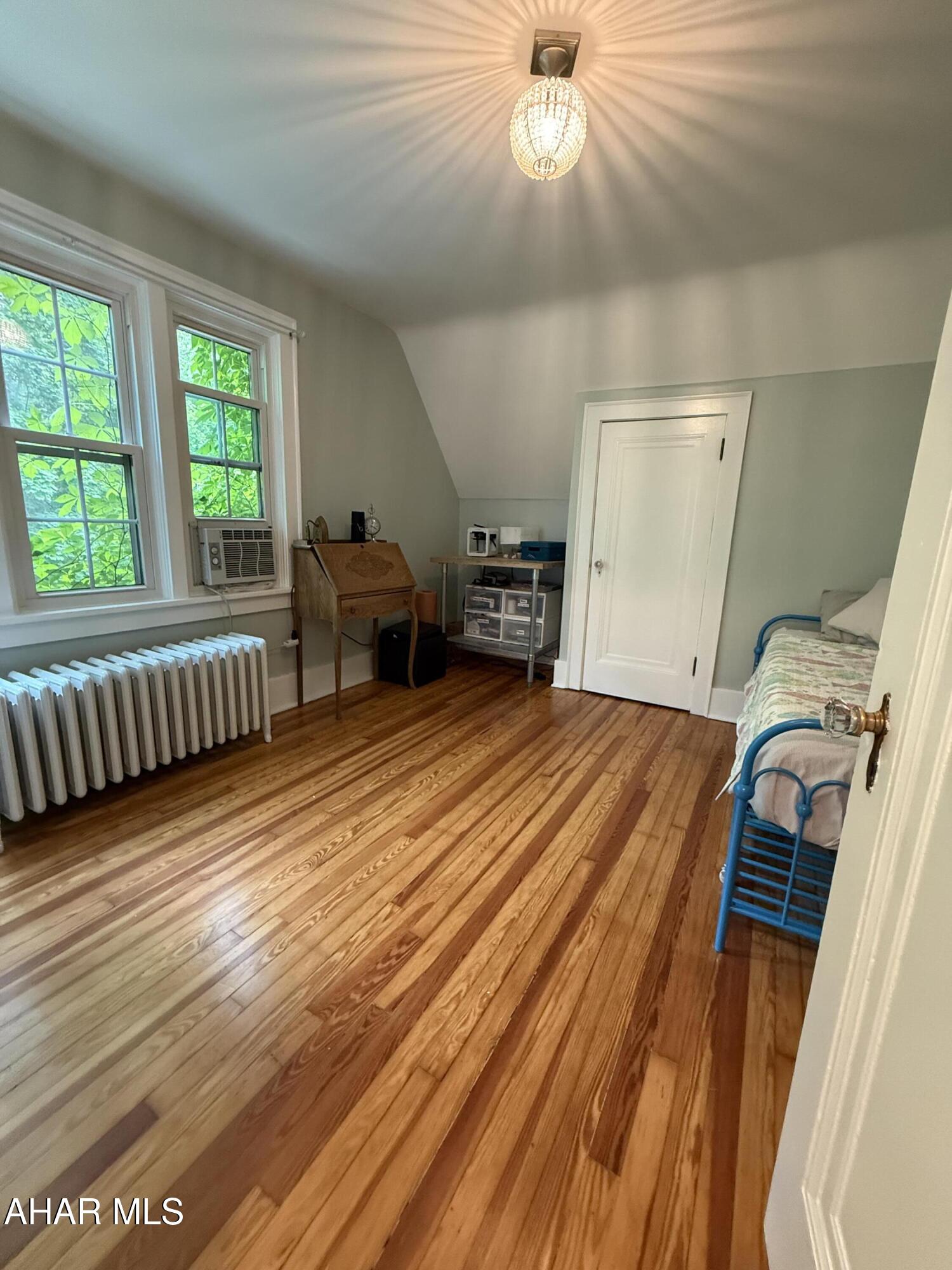 Mansion Park - Residential