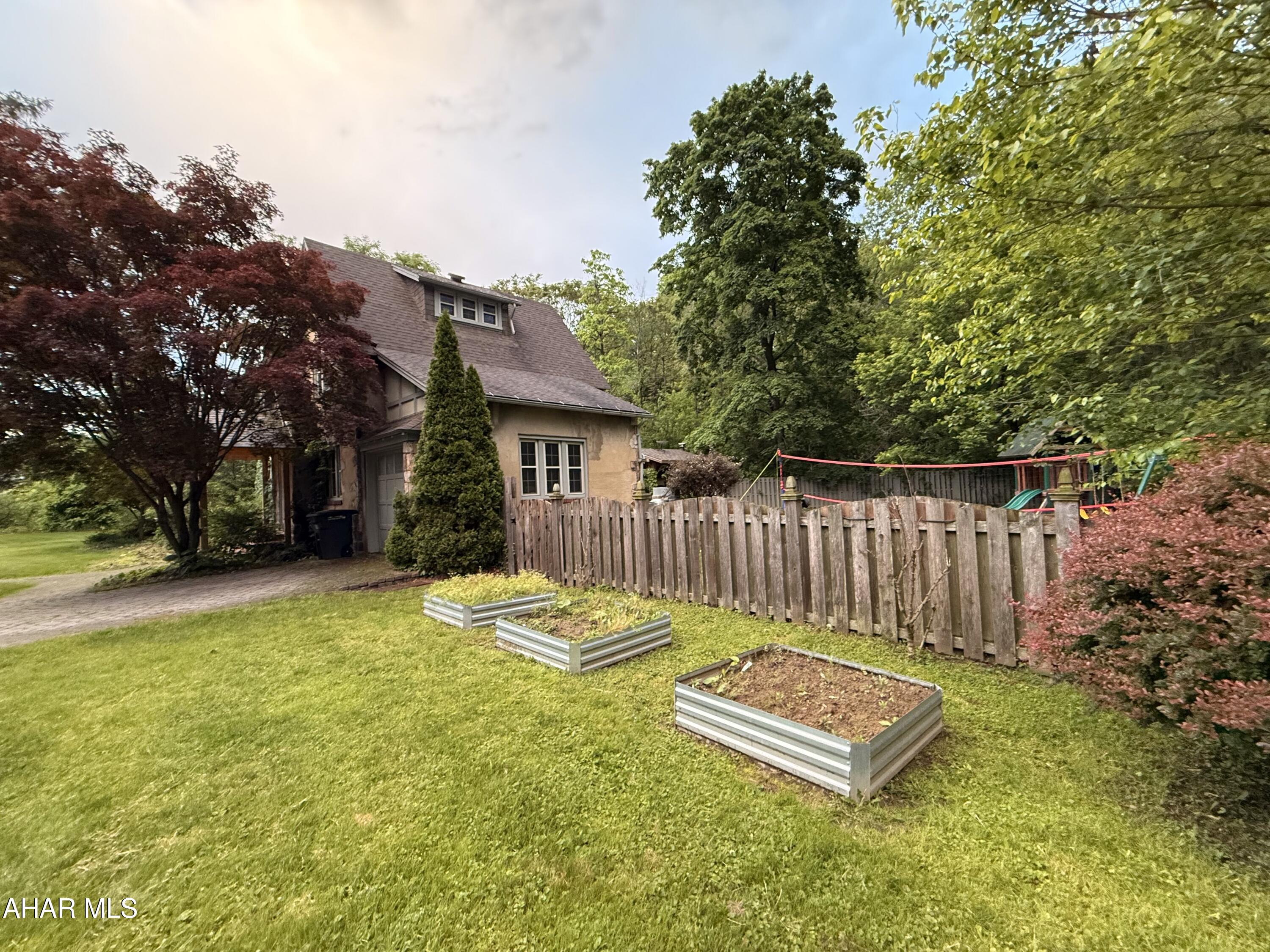 Mansion Park - Residential