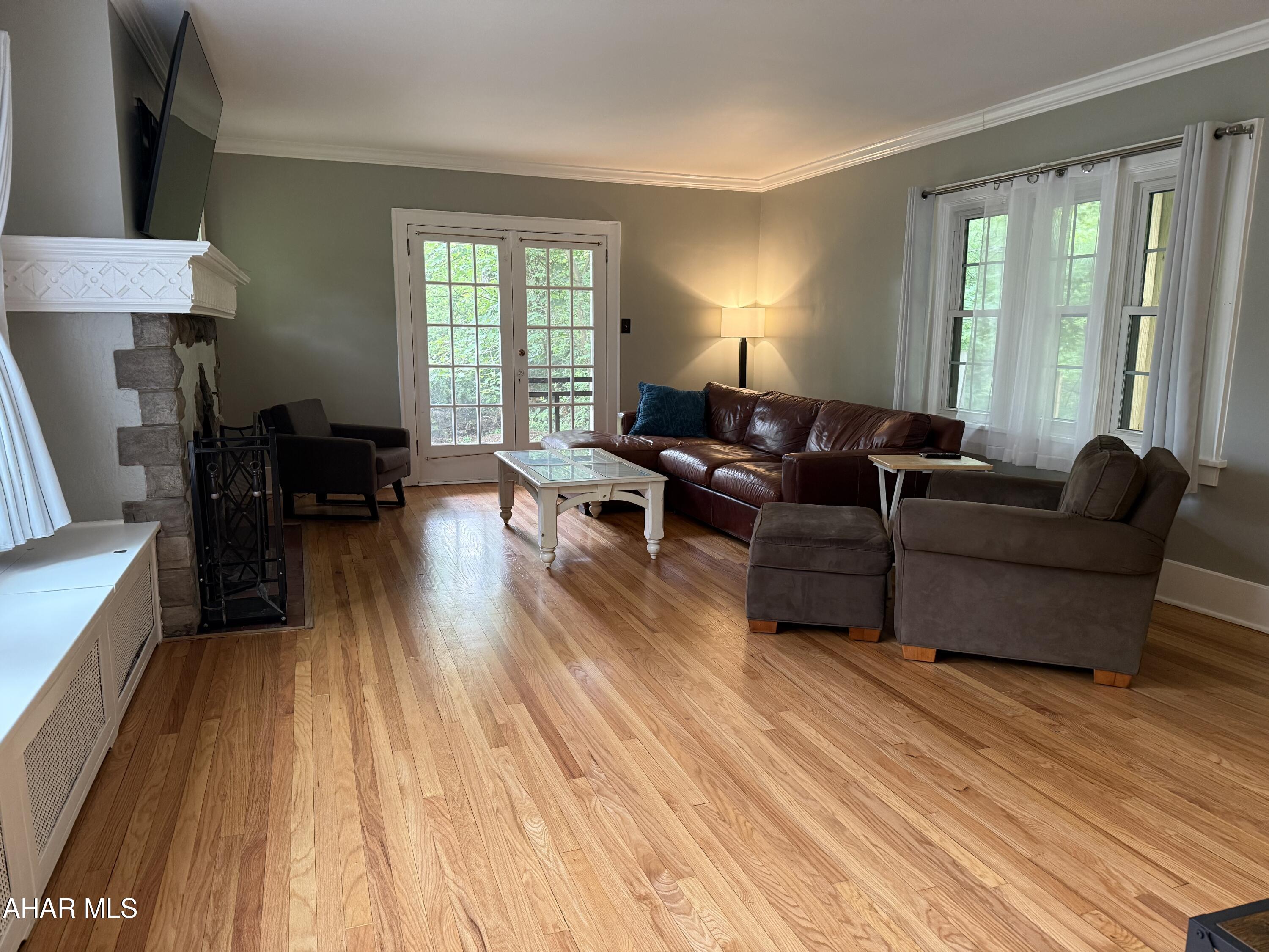 Mansion Park - Residential