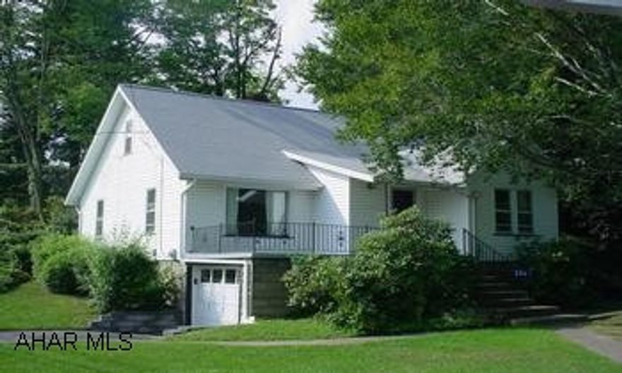 Sweet 1-1/2 story with vinyl siding, great yard with barbeque patio/picnic area.  Finished second level is third bedroom. Sweet 1-1/2 story home with vinyl siding, three bedrooms, one bath.  Finished second level is third bedroom.  Semi-modern kitchen and bath.  Large corner lot with patio/picnic area and brick barbeque.  Property is in Flood Zone A.  Lot size measures 116.45/147.03' x 158.18/86.10'.