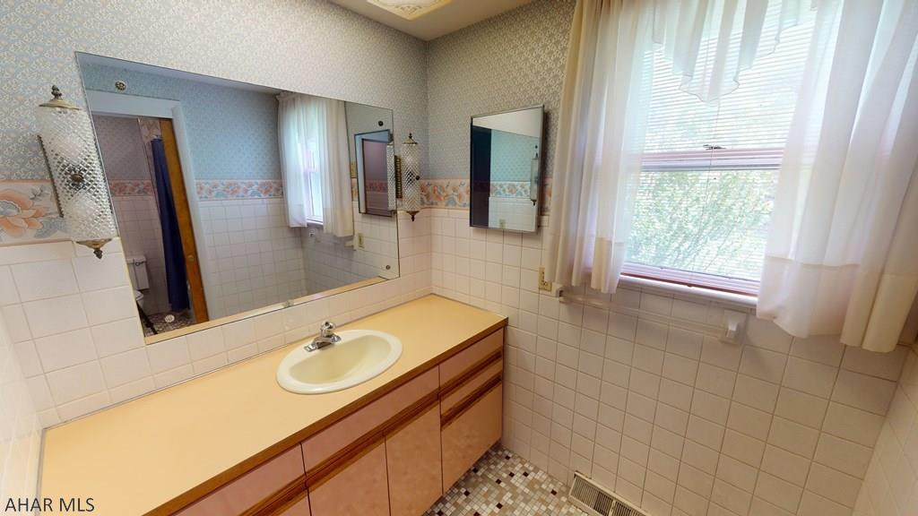 West Loop - Residential