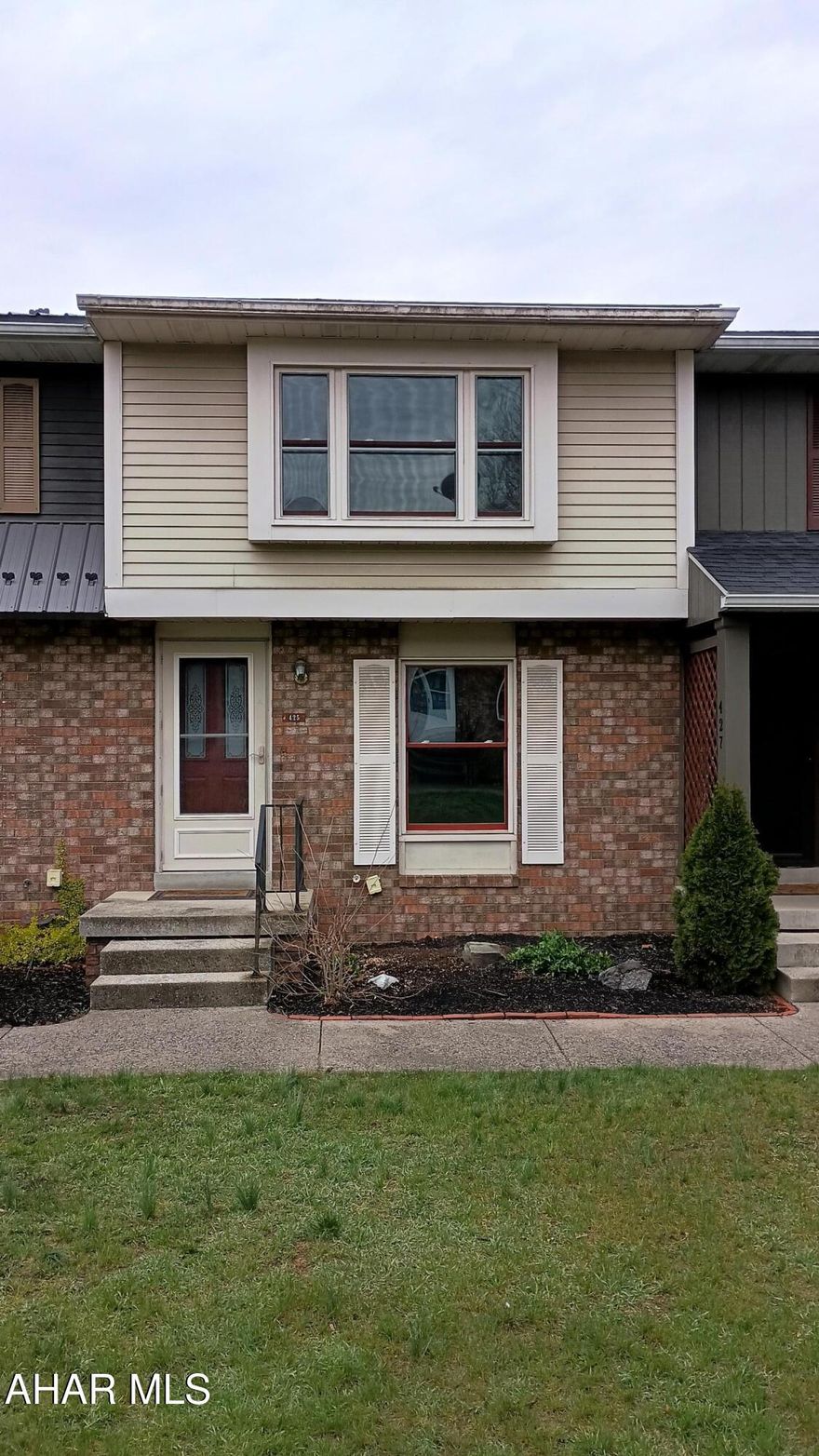 Delightful 3 BR 1.5 Bath Townhouse in Penn Farms. Freshly Painted Throughout. Main Floor - Nice Living Room, Eat In Kitchen, Half Bath. Second Floor - 2 Bedrooms with New Carpet, Full Bath. Walk Out Basement includes 3rd BR, Family Room, and Laundry. Nice Deck for Lounging and Grilling. Move in Condition with All Appliances. 2 Parking Spaces. Low Taxes. Just Move In and Enjoy! Hollidaysburg School District.