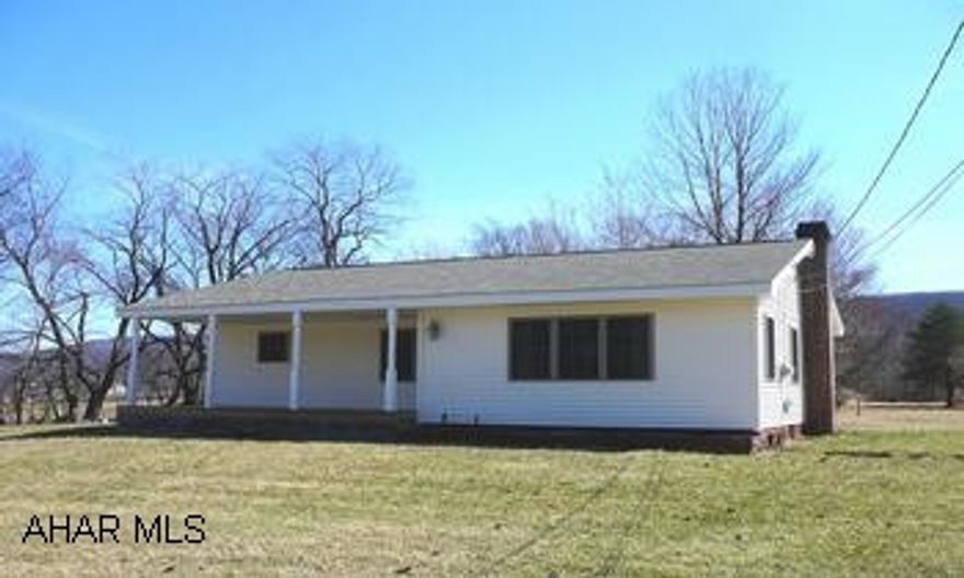 1 STORY ON 3 ACRES-NEW KITCHEN & BATH-NEW SIDING-NEW WINDOWS-DETACHED GARAGE IS USED AS SHED/BARN FOR STORAGE. ALL NEW APPLIANCES. GREAT LOCATION-9358252. 1 STORY ON 3 ACRES-NEW KITCHEN & BATH-NEW SIDING-NEW WINDOWS-DETACHED GARAGE IS USED AS SHED/BARN FOR STORAGE. ALL NEW APPLIANCES. GREAT LOCATION-9358252.