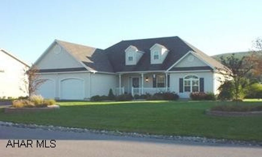 Immaculate home with many upgrades. Just perfect! Immaculate home with many upgrades. Just perfect!