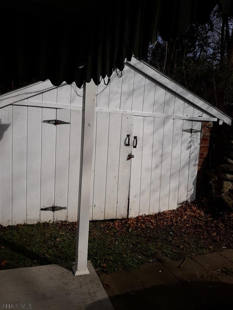 Unknown - Residential