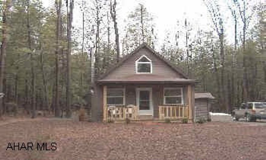 Beautiful Cabin In Glendale Yearound Top of the line appliances w 5 year warranty- 1 car integral garage