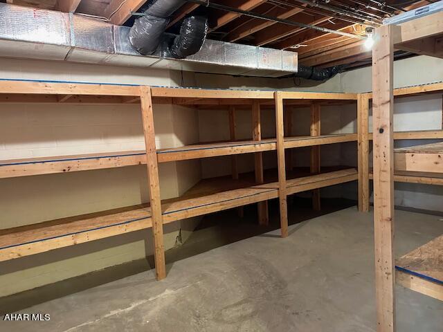 Holiday Manor - Residential