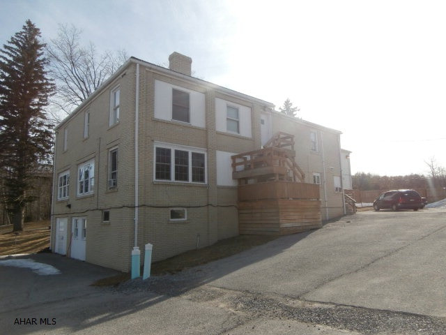 Unknown - Commercial Sale