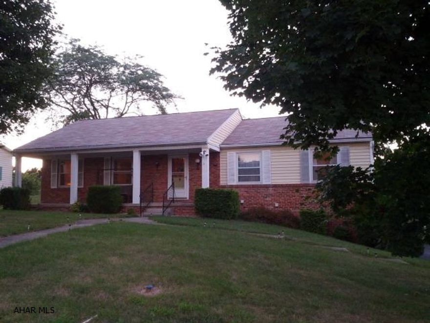 Lovely large ranch home in Penn Farms with hardwood floors, 4 bedrooms, 3 baths, large Family Room w/fireplace, formal Dining Room, eat-in Kitchen, unheated Sunroom, 2-car garage. #J-208