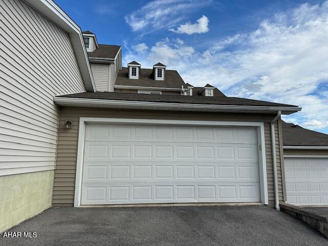 Holiday Hills - Residential