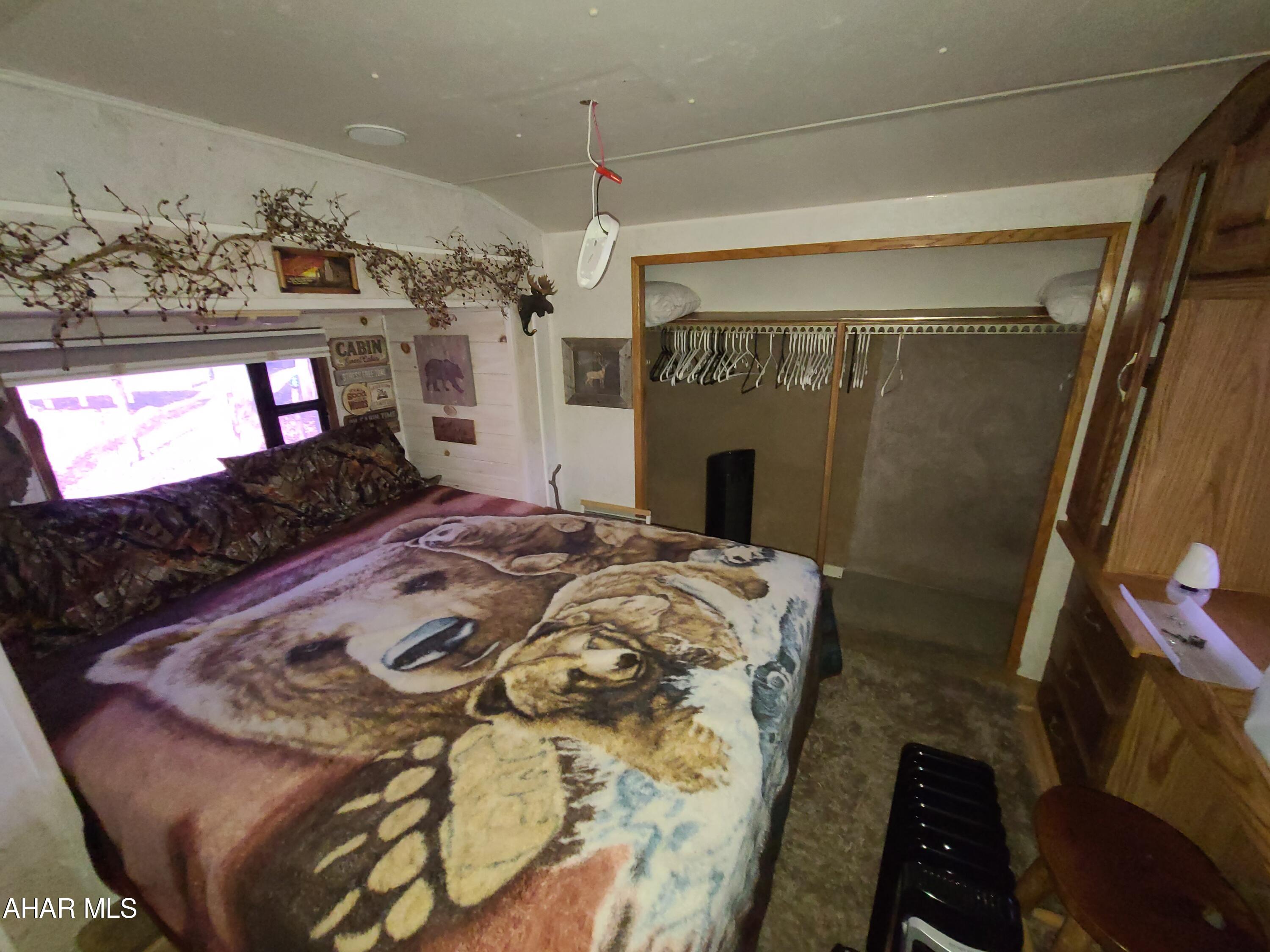 Glendale Yearound - Residential